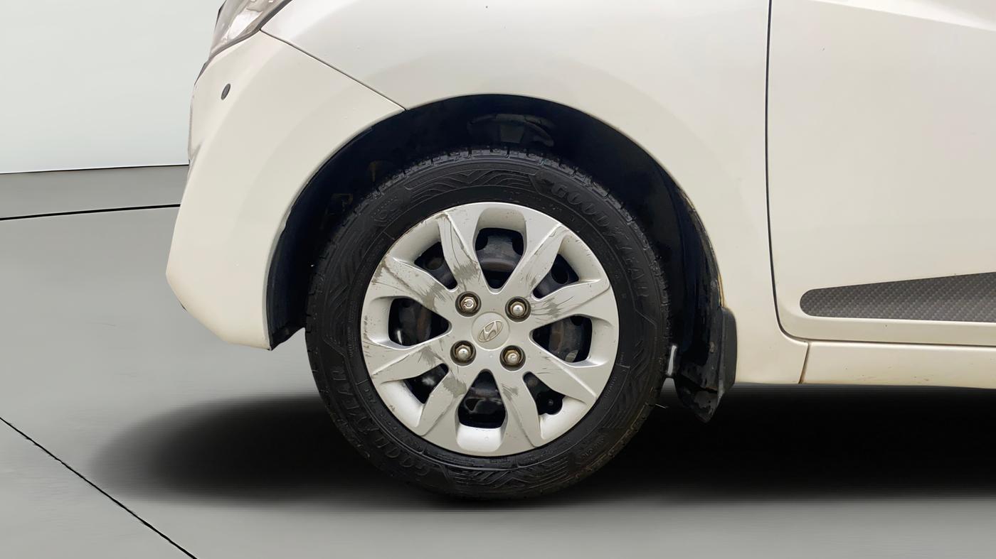 2017 Hyundai Eon MAGNA +, Petrol, Manual, 62,400 km, Left Front Wheel