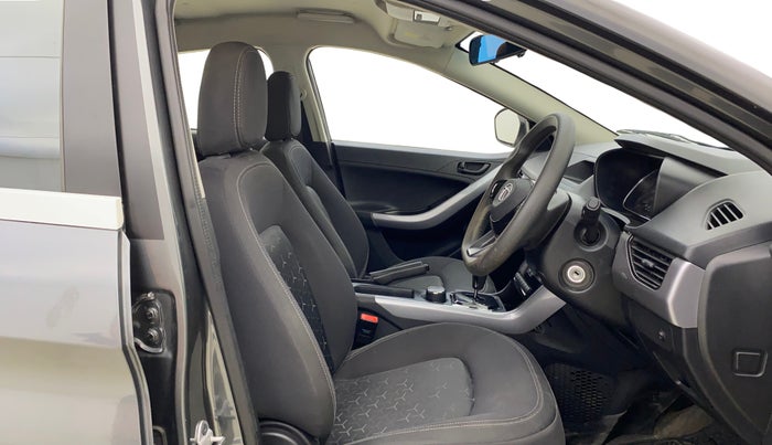 2023 Tata NEXON XMA PETROL, Petrol, Automatic, 30,496 km, Right Side Front Door Cabin