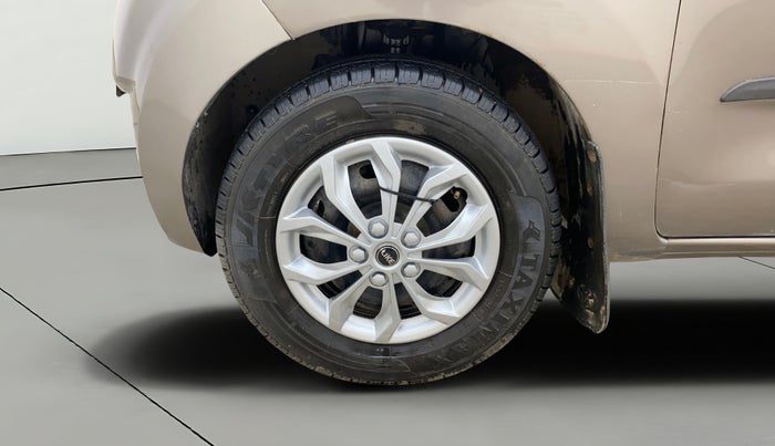 2016 Datsun Redi Go S, Petrol, Manual, 89,678 km, Left Front Wheel