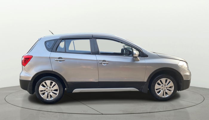 2015 Maruti S Cross ALPHA 1.3, Diesel, Manual, 74,524 km, Right Side View