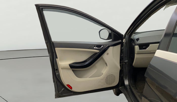 2023 Tata NEXON XZ PLUS PETROL SUNROOF, Petrol, Manual, 44,140 km, LHS Front Door