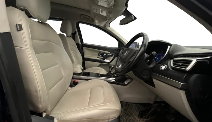 2021 Tata Safari XZ PLUS, Diesel, Manual, 48,818 km, Right Side Front Door Cabin