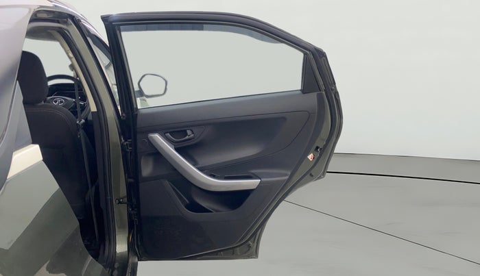 2023 Tata NEXON XMA SUNROOF PETROL, Petrol, Automatic, 14,457 km, RHS Rear Door