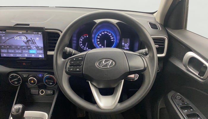 2021 Hyundai VENUE S 1.2, Petrol, Manual, 75,879 km, Steering Wheel Close Up