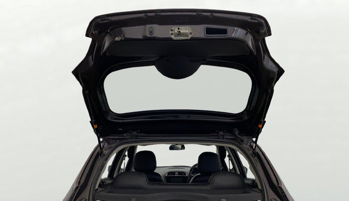 2022 Tata Tiago XZ PLUS CNG, CNG, Manual, 49,737 km, Boot Door Open