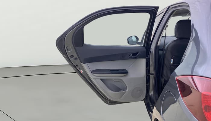 2022 Tata Tiago XT CNG, CNG, Manual, 90,622 km, LHS Rear Door
