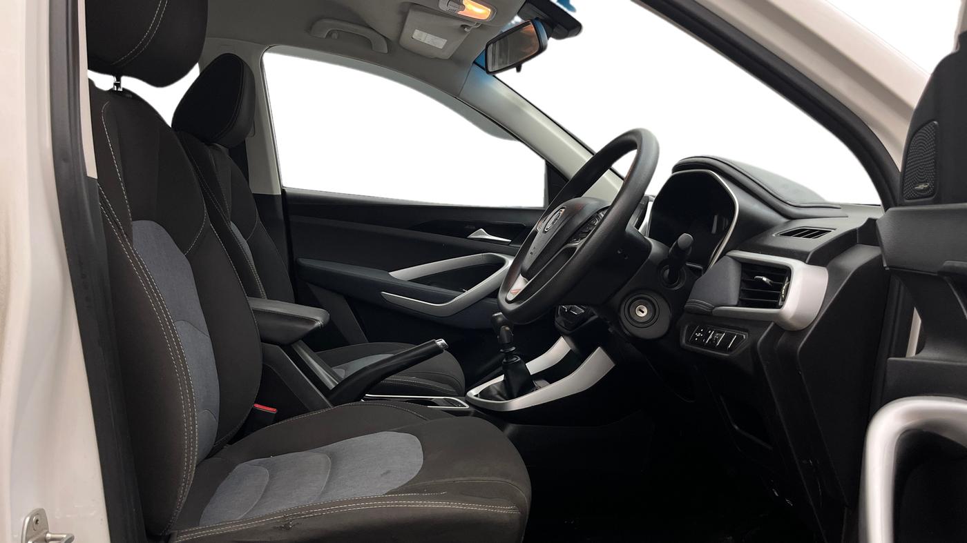 2020 MG HECTOR SUPER 1.5 PETROL, Petrol, Manual, 1,13,387 km, Right Side Front Door Cabin