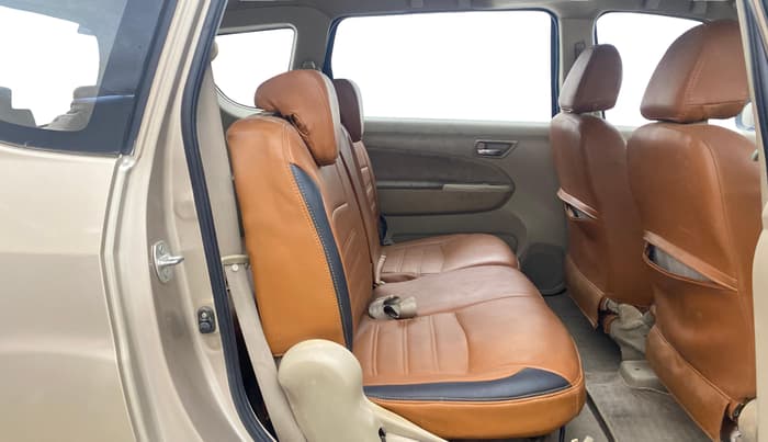 2013 Maruti Ertiga VDI, Diesel, Manual, 99,052 km, Right Side Rear Door Cabin