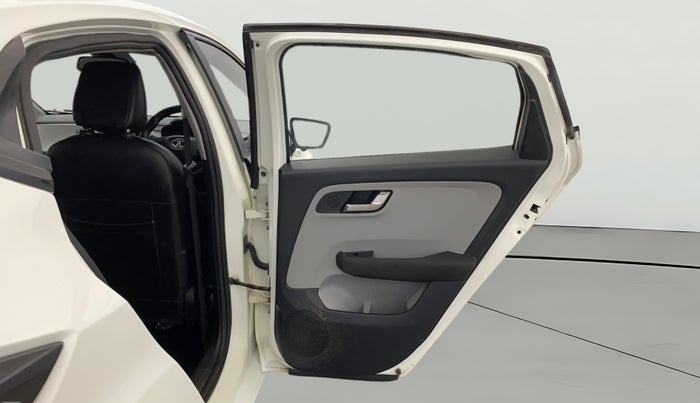 2020 Tata ALTROZ XZ PETROL, Petrol, Manual, 71,504 km, RHS Rear Door