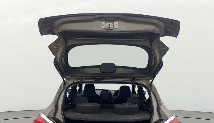 2017 Renault Kwid RXT 1.0 AMT, Petrol, Automatic, 43,633 km, Boot Door Open