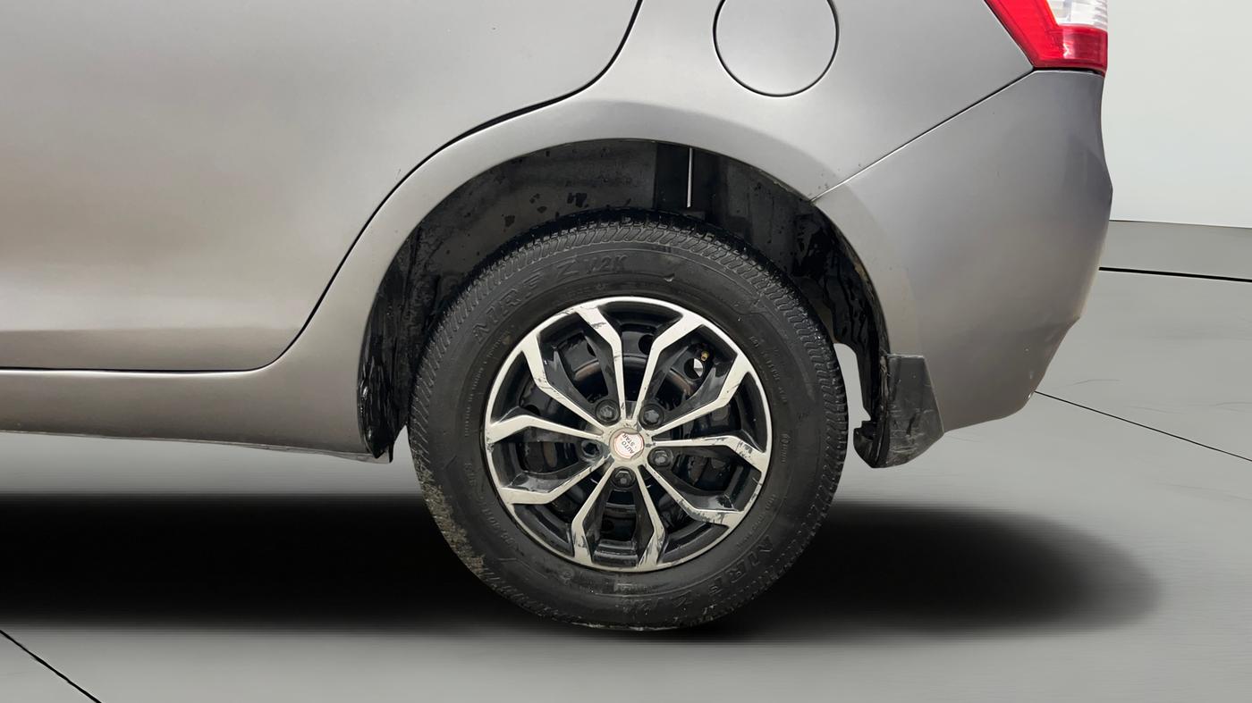 2014 Maruti Swift Dzire VXI, Petrol, Manual, 51,206 km, Left Rear Wheel