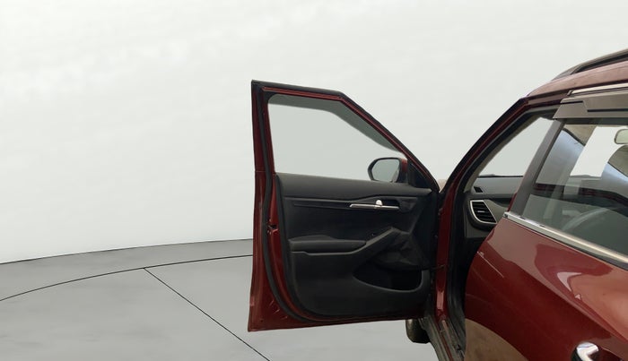 2020 KIA SELTOS HTK 1.5 PETROL, Petrol, Manual, 28,314 km, LHS Front Door