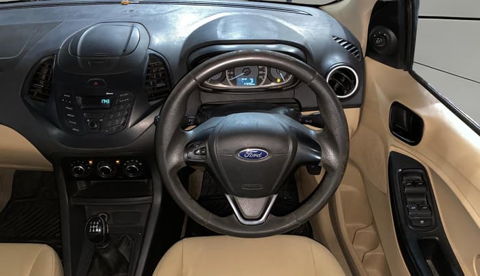 2017 Ford Figo Aspire TREND 1.2 PETROL, Petrol, Manual, 47,211 km, Steering Wheel Close Up
