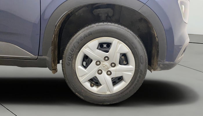 2021 Hyundai VENUE S+ 1.2, Petrol, Manual, 41,476 km, Right Front Wheel