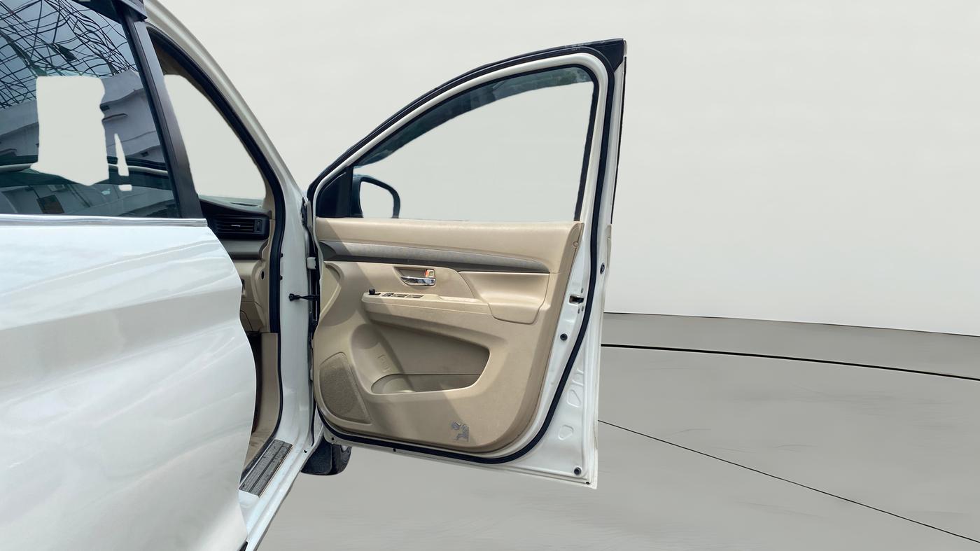 2024 Maruti Ertiga   VXI (O) CNG, CNG, Manual, 83,222 km, RHS Front Door