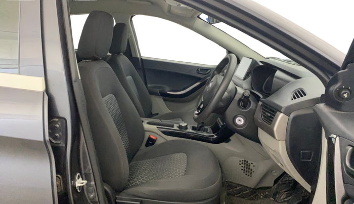 2019 Tata NEXON XM PETROL, Petrol, Manual, 79,188 km, Right Side Front Door Cabin
