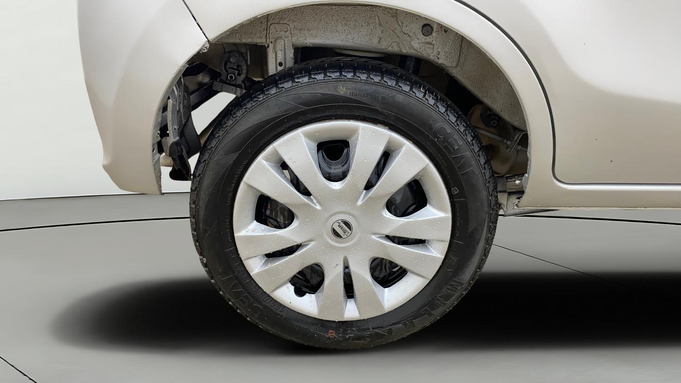 2016 Maruti Alto K10 VXI, Petrol, Manual, 79,319 km, Right Rear Wheel