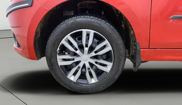 2016 Tata Tiago XT PETROL, Petrol, Manual, 67,045 km, Left Front Wheel