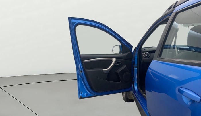 2019 Renault Duster RXS CVT, Petrol, Automatic, 16,867 km, LHS Front Door