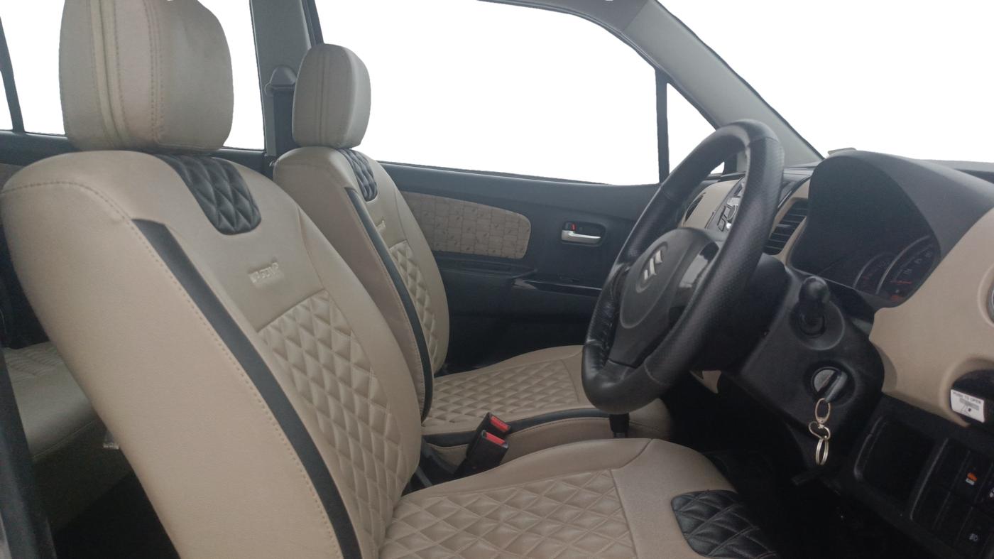2018 Maruti Wagon R 1.0 VXI AMT, Petrol, Automatic, 43,659 km, Right Side Front Door Cabin