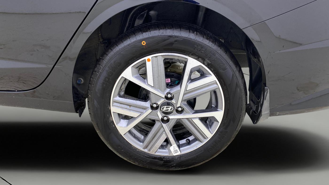 2025 Hyundai Verna SX(O) 1.5 MPI IVT , Petrol, Automatic, 261 km, Left Rear Wheel