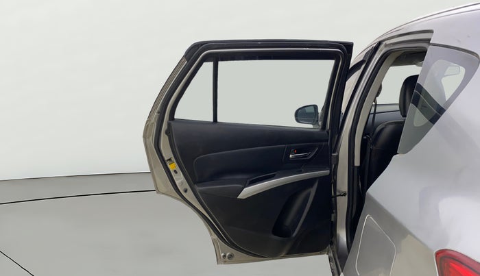 2016 Maruti S Cross ALPHA 1.6, Diesel, Manual, 1,02,946 km, LHS Rear Door