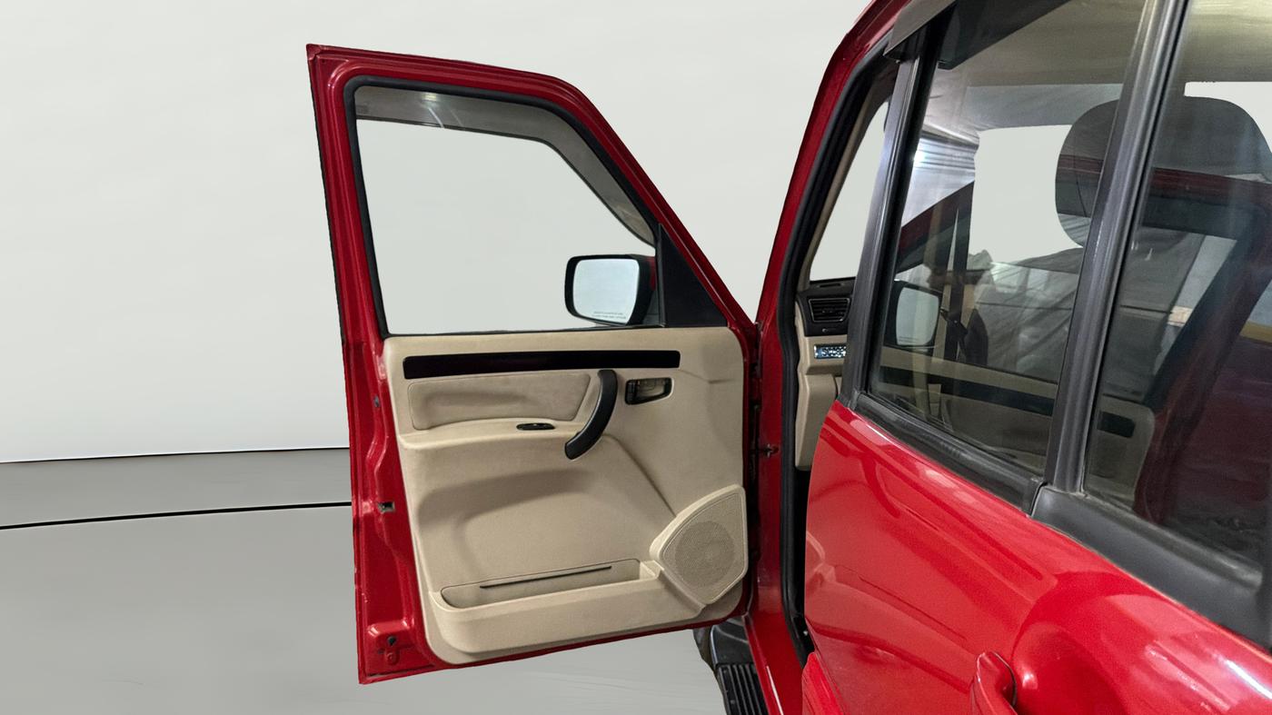 2022 Mahindra SCORPIO CLASSIC S11 7STR, Diesel, Manual, 61,296 km, LHS Front Door