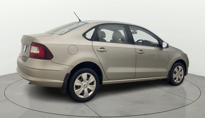 2017 Skoda Rapid 1.6 MPI ACTIVE, Petrol, Manual, 67,939 km, Right Back Diagonal