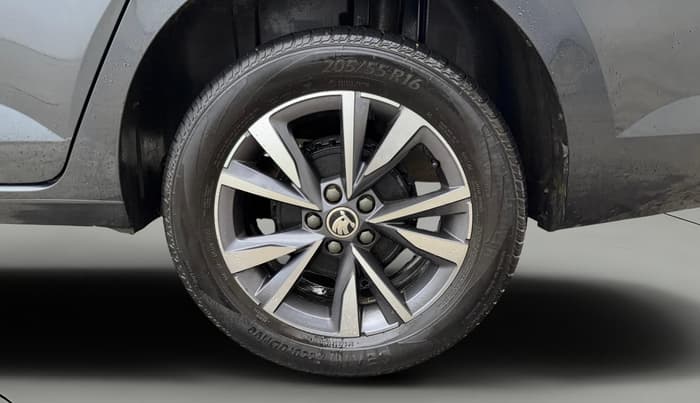 2023 Skoda SLAVIA STYLE 1.5L TSI DSG, Petrol, Automatic, 20,509 km, Left Rear Wheel