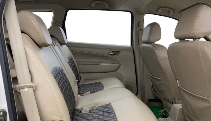 2014 Maruti Ertiga VXI, Petrol, Manual, 69,572 km, Right Side Rear Door Cabin