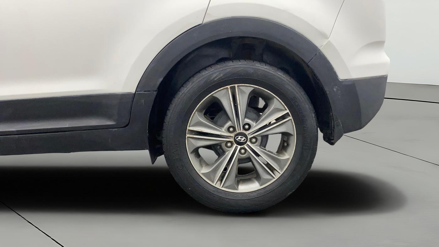 2016 Hyundai Creta SX PLUS AT 1.6 PETROL, Petrol, Automatic, 1,03,564 km, Left Rear Wheel
