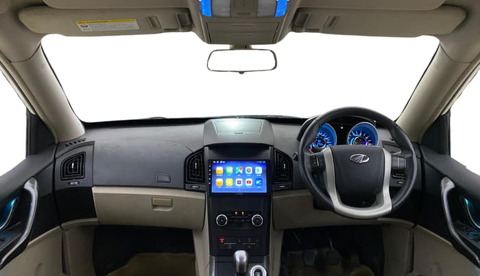 2017 Mahindra XUV500 W8, Diesel, Manual, 27,728 km, Dashboard