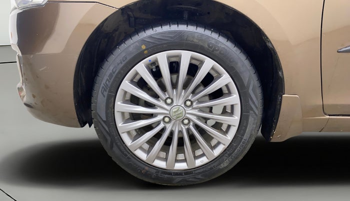 2017 Maruti Ciaz ALPHA  AT 1.4  PETROL, Petrol, Automatic, 18,819 km, Left Front Wheel