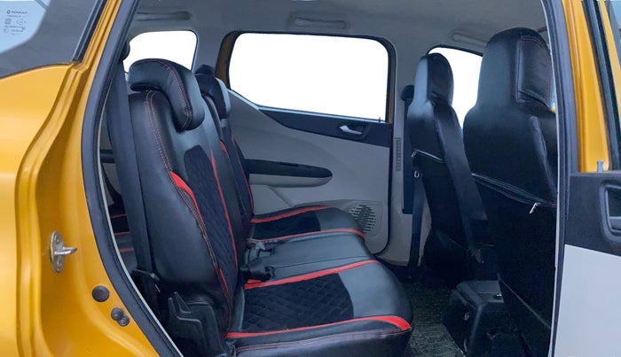 2019 Renault TRIBER RXZ, Petrol, Manual, 37,303 km, Right Side Rear Door Cabin