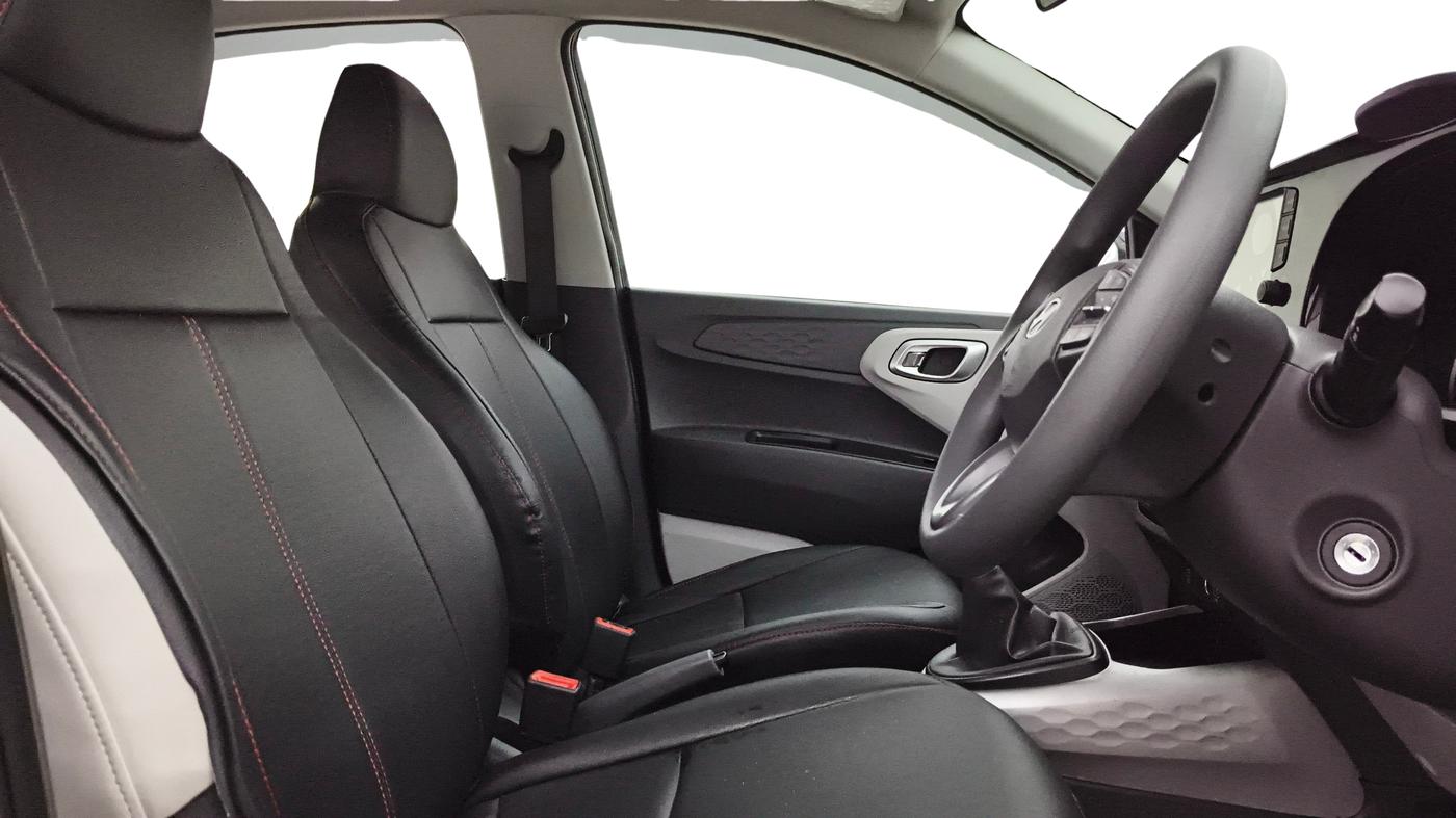 2023 Hyundai GRAND I10 NIOS SPORTZ 1.2 KAPPA VTVT, Petrol, Manual, 7,612 km, Right Side Front Door Cabin