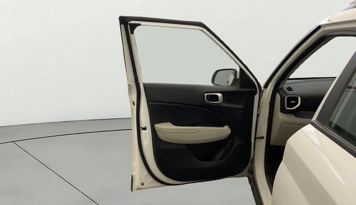 2023 Hyundai VENUE SX (O) 1.5 CRDI, Diesel, Manual, 81,168 km, LHS Front Door