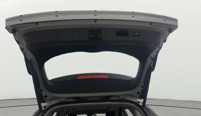 2020 Hyundai Tucson GLS 4WD AT DIESEL, Diesel, Automatic, 78,370 km, Boot Door Open