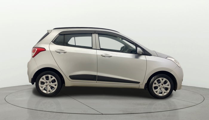 2016 Hyundai Grand i10 SPORTZ 1.2 KAPPA VTVT, Petrol, Manual, 63,843 km, Right Side View