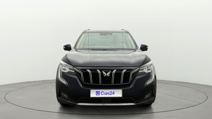 2022 Mahindra XUV700 AX 7 LUXURY P AT 7 STR, Petrol, Automatic, 84,931 km, Front