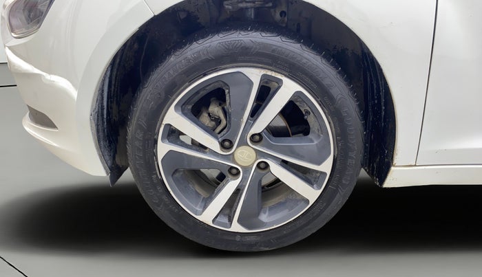 2021 Tata ALTROZ XZ DIESEL, Diesel, Manual, 37,813 km, Left Front Wheel