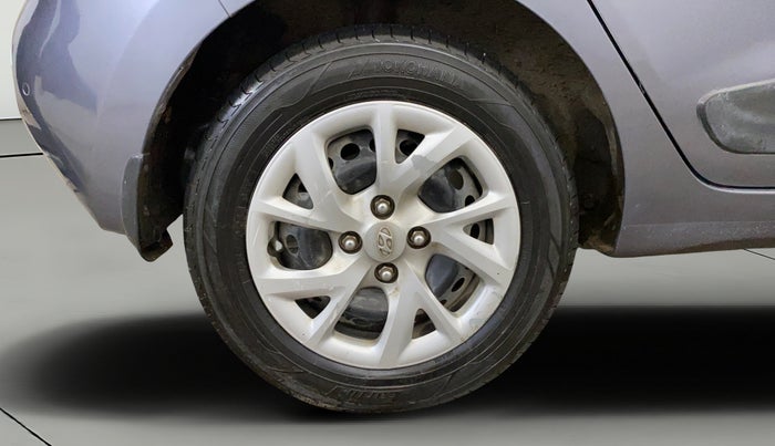 2017 Hyundai Grand i10 SPORTZ 1.2 KAPPA VTVT, Petrol, Manual, 33,966 km, Right Rear Wheel