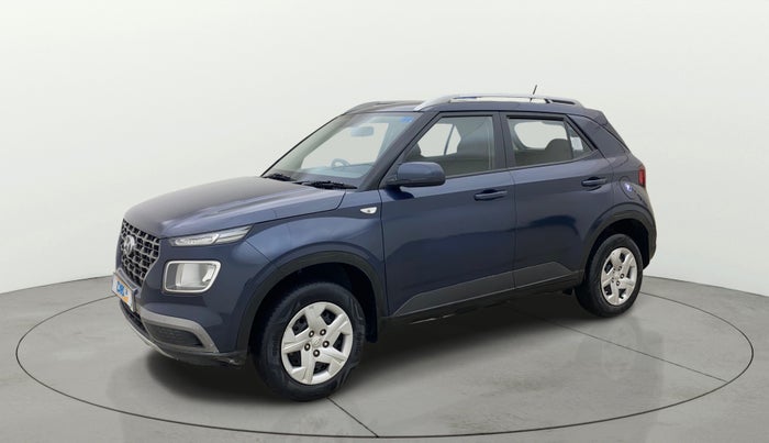 2020 Hyundai VENUE S 1.2, Petrol, Manual, 39,504 km, Left Front Diagonal