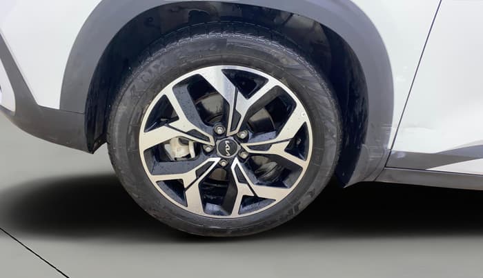 2024 KIA SELTOS  GTX Plus 1.5 Turbo Petrol DCT, Petrol, Automatic, 8,028 km, Left Front Wheel