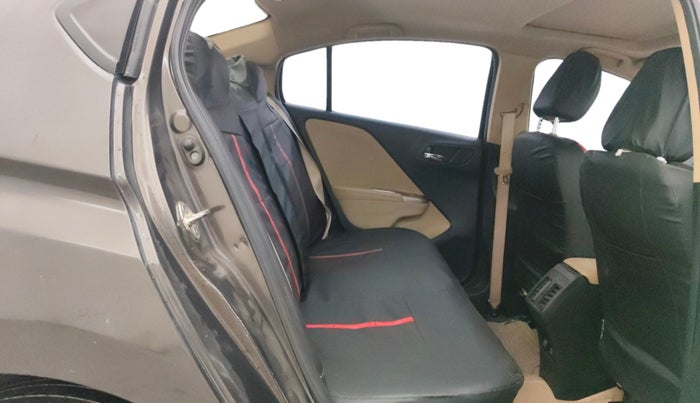 2015 Honda City 1.5L I-VTEC VX (O) MT, Petrol, Manual, 1,20,942 km, Right Side Rear Door Cabin