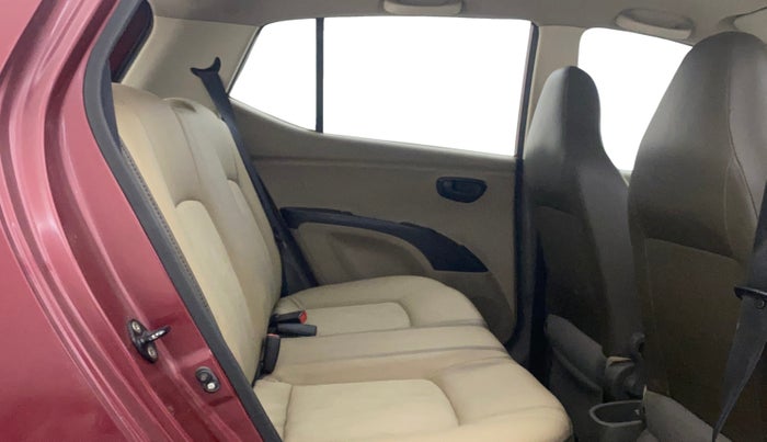 2013 Hyundai i10 MAGNA 1.1, Petrol, Manual, 1,19,983 km, Right Side Rear Door Cabin