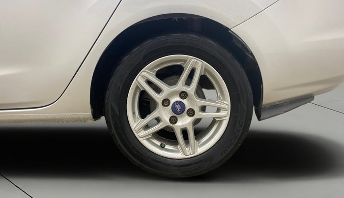 2015 Ford Fiesta TITANIUM DIESEL, Diesel, Manual, 1,35,590 km, Left Rear Wheel