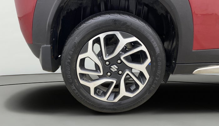 2023 Maruti FRONX ALPHA 1.0L TURBO 6 AT DUAL TONE, Petrol, Automatic, 33,999 km, Right Rear Wheel