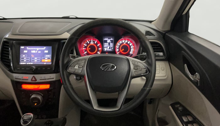 2019 Mahindra XUV300 W8 (O) 1.2 PETROL, Petrol, Manual, 75,045 km, Steering Wheel Close Up