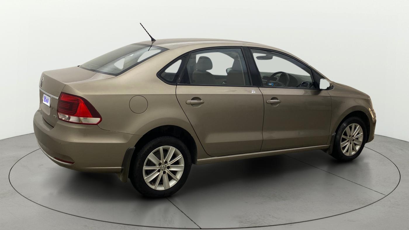 2016 Volkswagen Vento HIGHLINE PETROL AT, Petrol, Automatic, 49,229 km, Right Back Diagonal