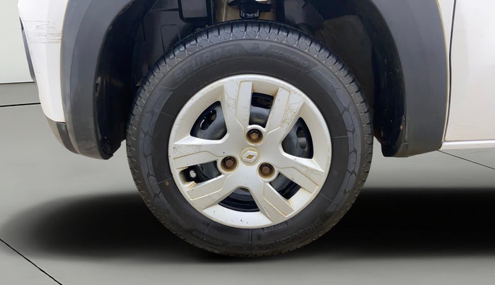 2015 Renault Kwid RXT 0.8, Petrol, Manual, 98,477 km, Left Front Wheel